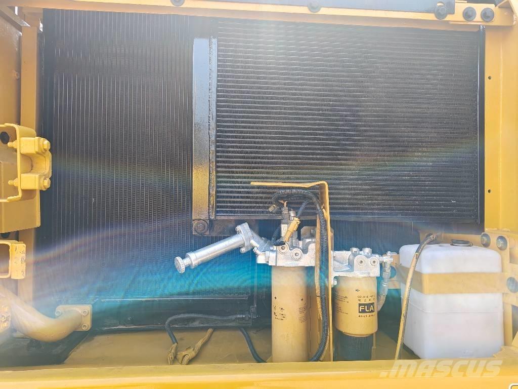CAT 336 D L 大型油圧ショベル12t以上（パワーショベル・ユンボ）