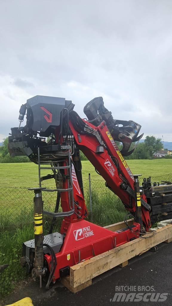 Penz 12Z9.50 クレーンとローダー