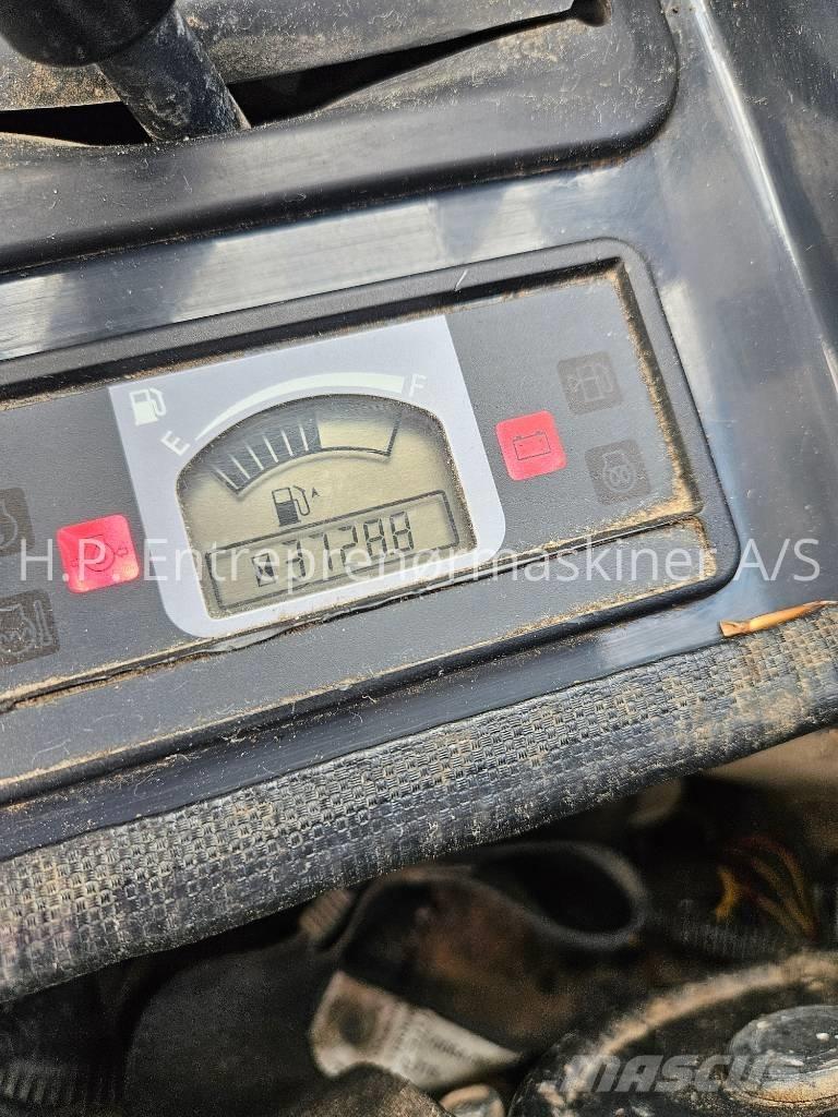 Hitachi ZX 26 U-6 CR ミニ油圧ショベル 7t以下（ミニユンボ・ミニディガー）