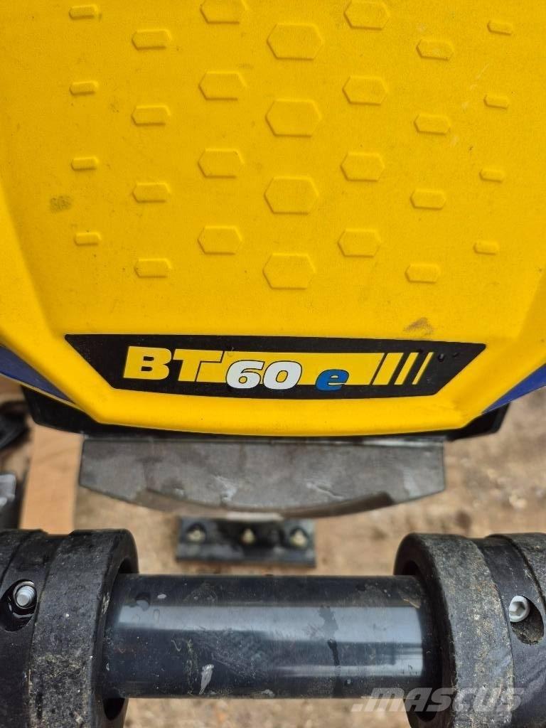 Bomag BT 60e タンパ/転圧バイブレータ