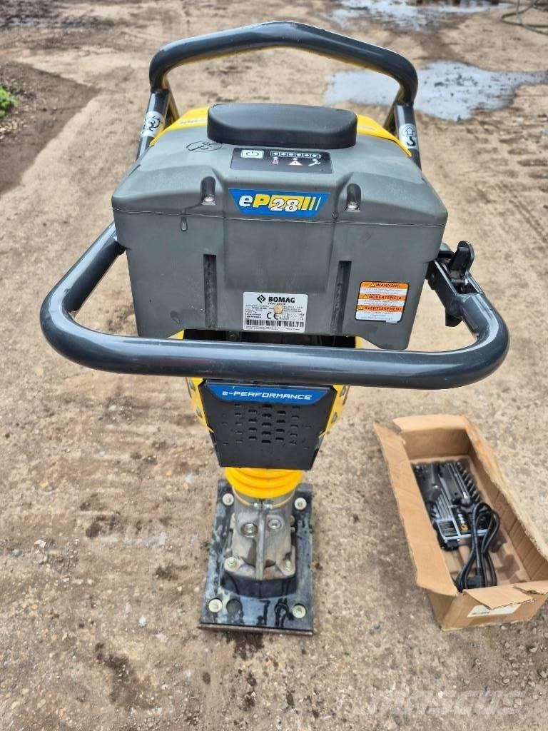 Bomag BT 60e タンパ/転圧バイブレータ