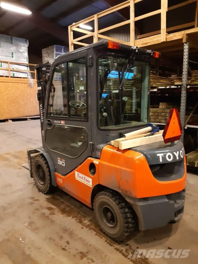 Toyota 02-8FDF30 ディーゼル・軽油
