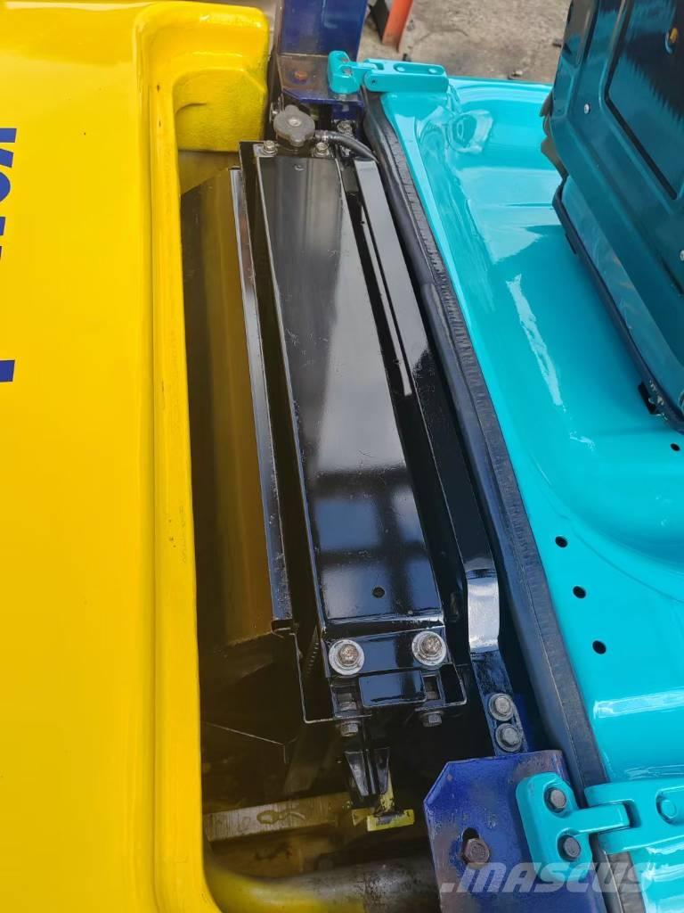 Komatsu 2.5t ディーゼル・軽油