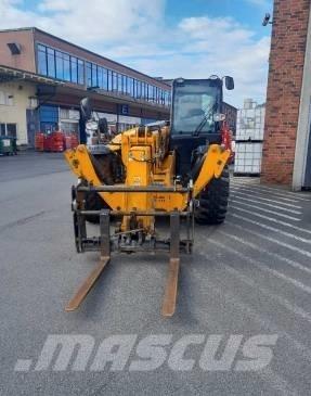JCB 540-140 テレスコーピックハンドラー