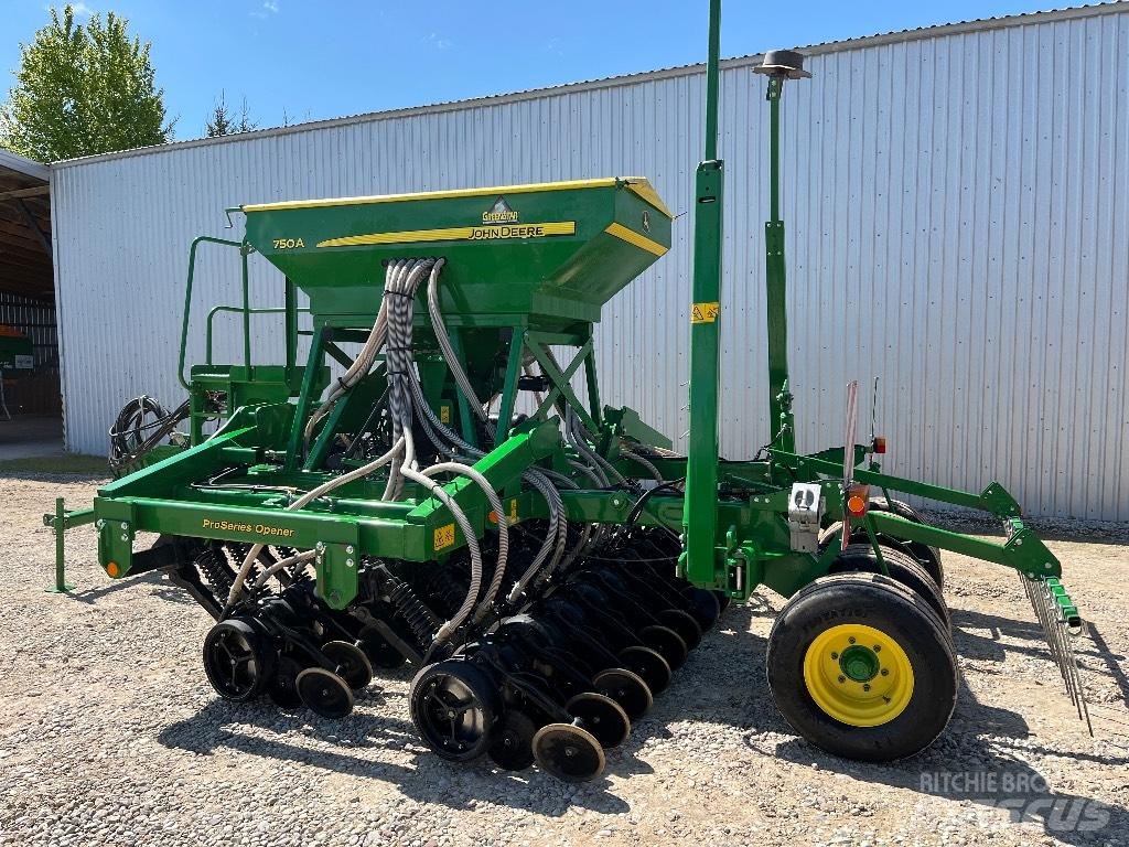 John Deere 750 A ドリル