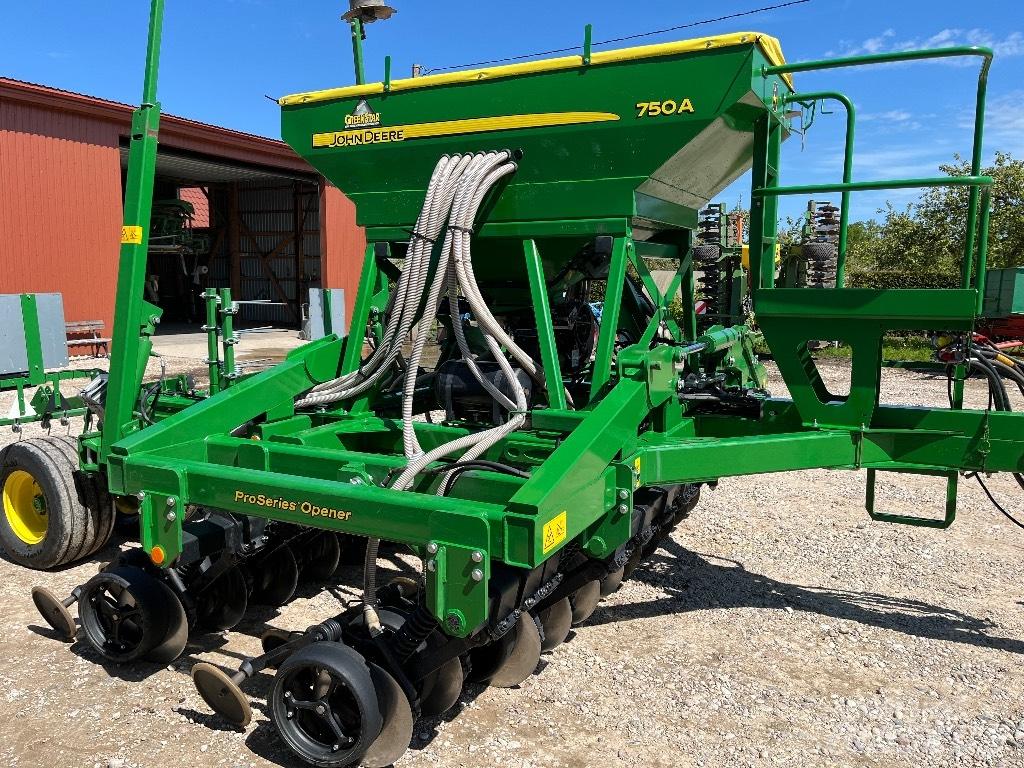 John Deere 750 A ドリル