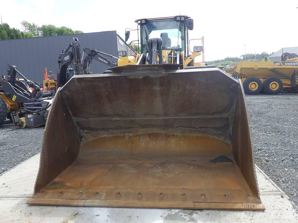 Volvo L 220 H ホイールローダー・タイヤショベル