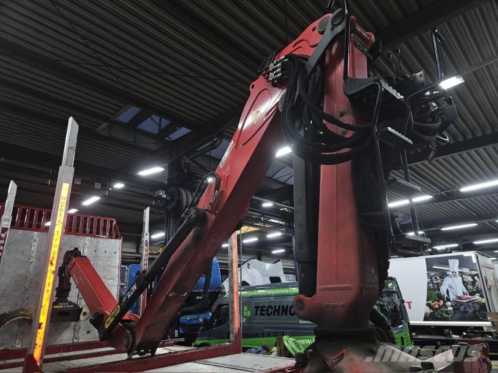 Palfinger Q150Z 木材積込用クレーン