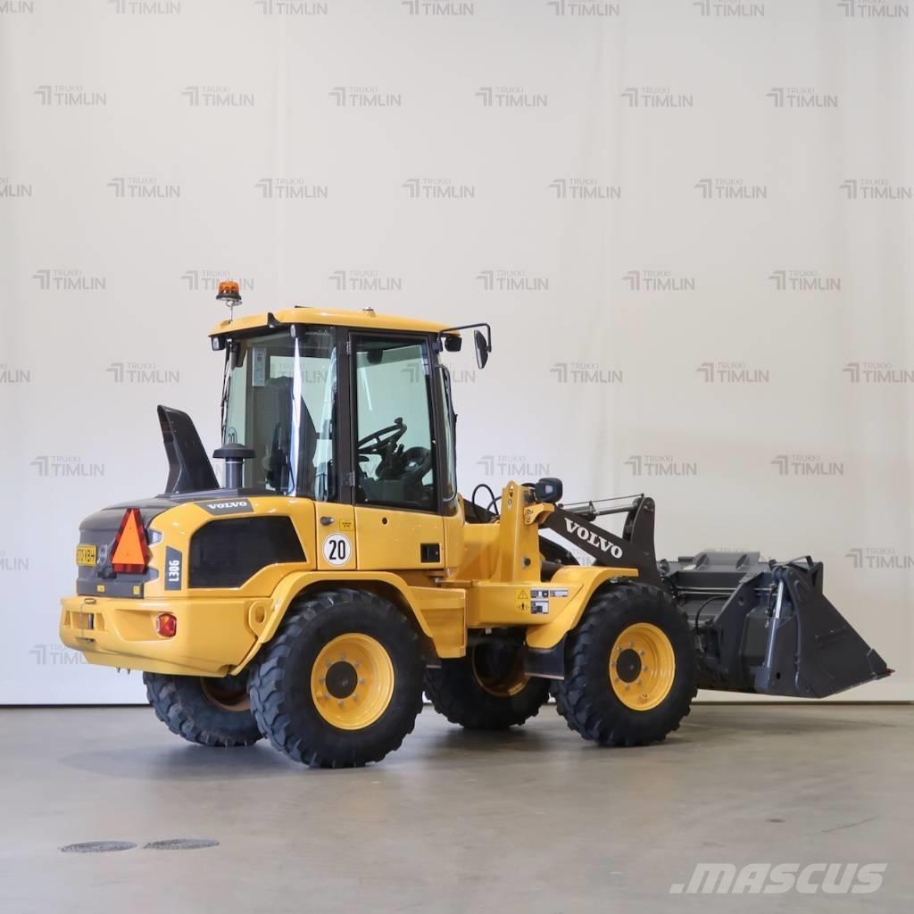 Volvo L30G ホイールローダー・タイヤショベル