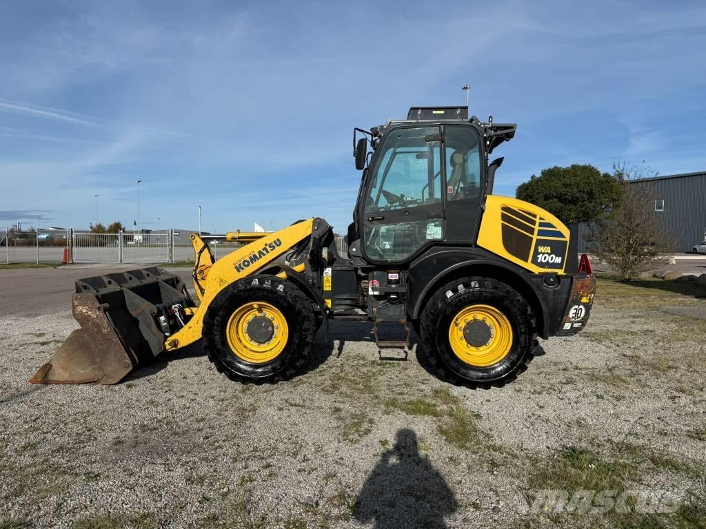 Komatsu WA 100M-7 ホイールローダー・タイヤショベル