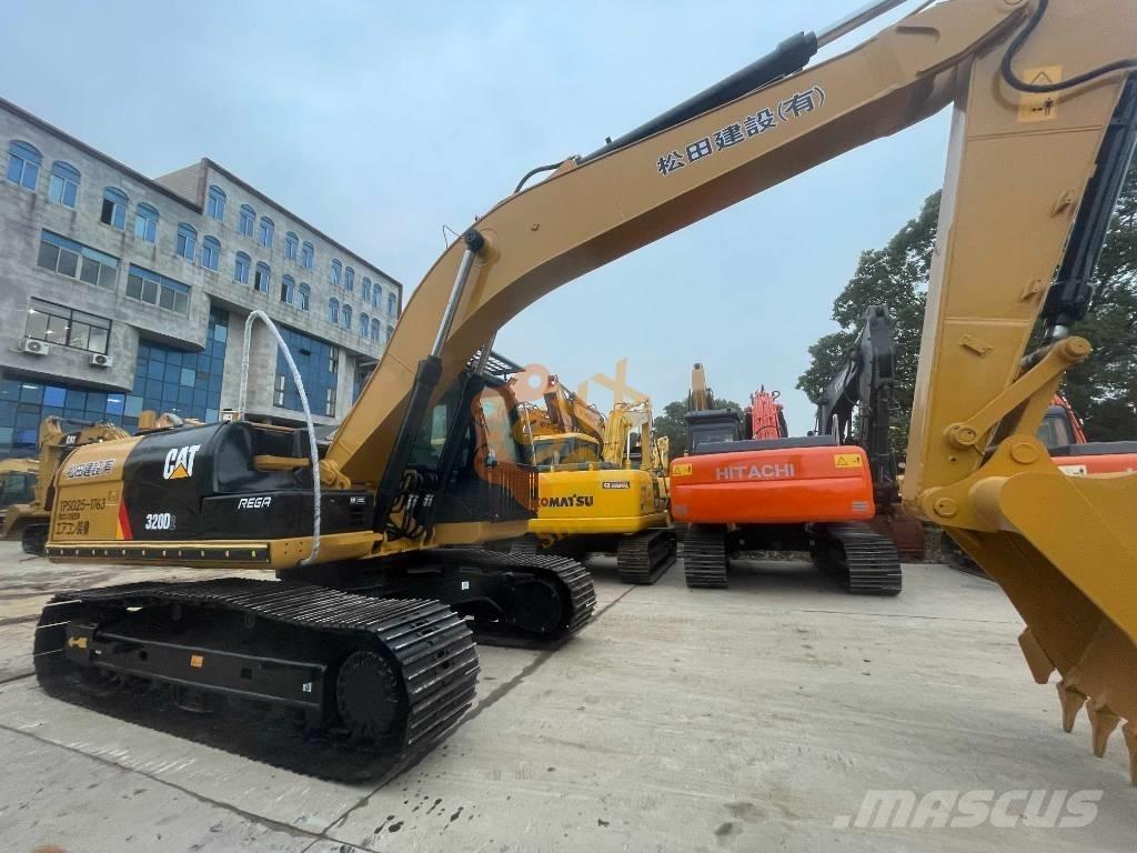 CAT CAT320 D2 大型油圧ショベル12t以上（パワーショベル・ユンボ）