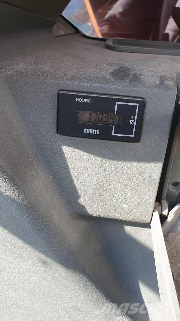 Doosan DX 220 LCA 大型油圧ショベル12t以上（パワーショベル・ユンボ）