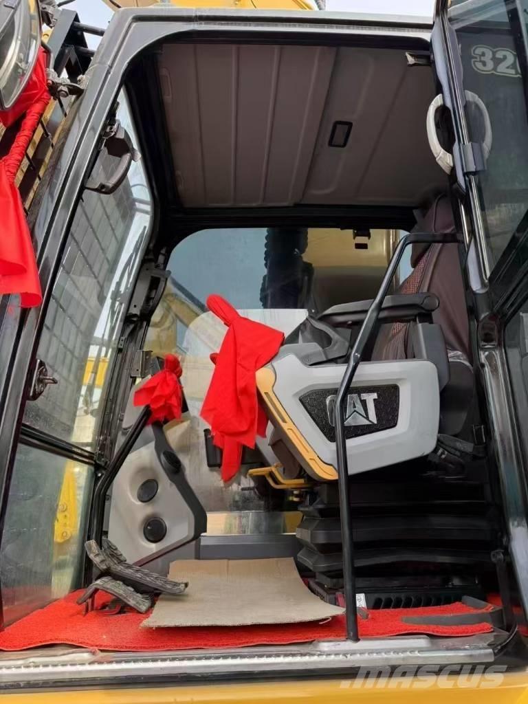 CAT 320GC 大型油圧ショベル12t以上（パワーショベル・ユンボ）