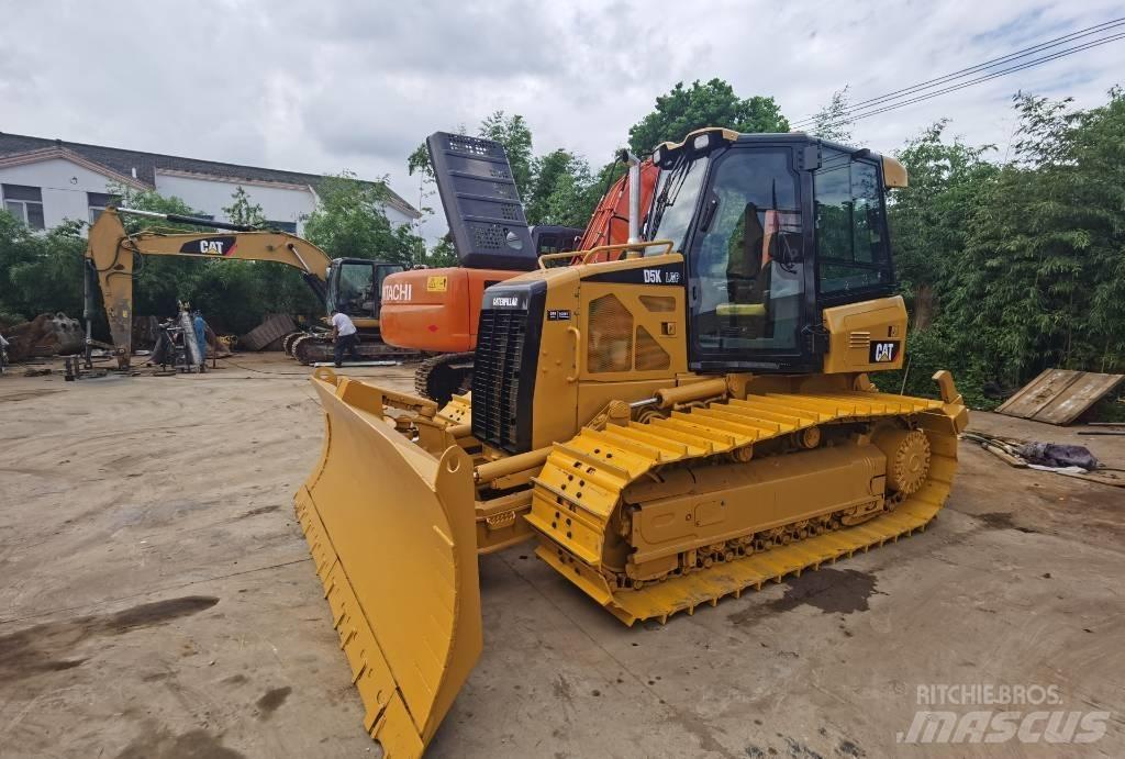 CAT D 5 K ブルドーザー