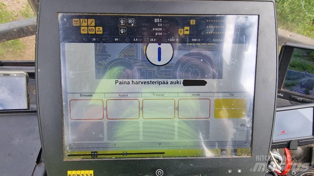Ponsse SCORPION 8W ハーベスター