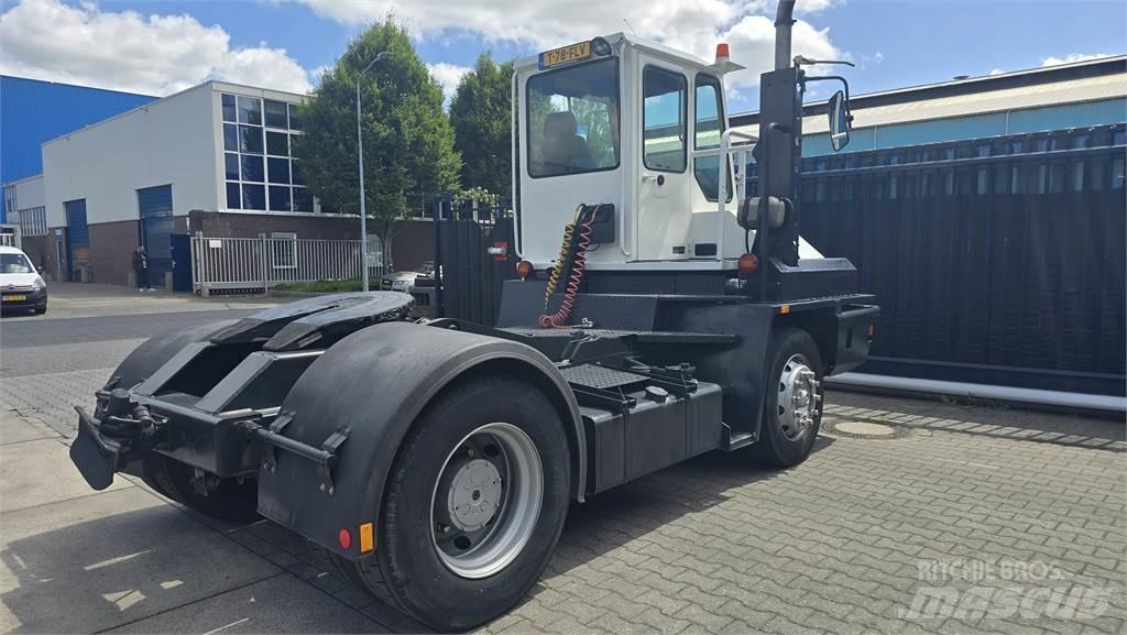 Terberg YT220 ターミナルトラクター