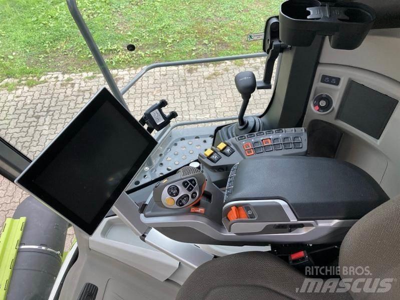 CLAAS TRION 530 コンバイン