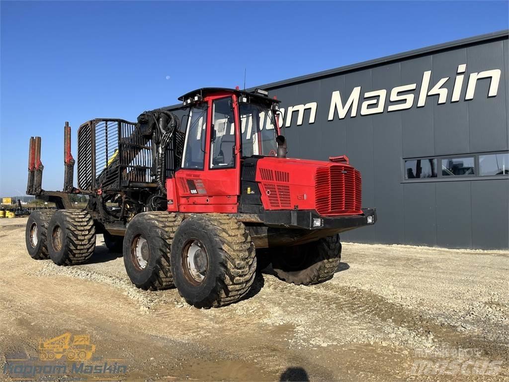 Komatsu 895 フォワーダー