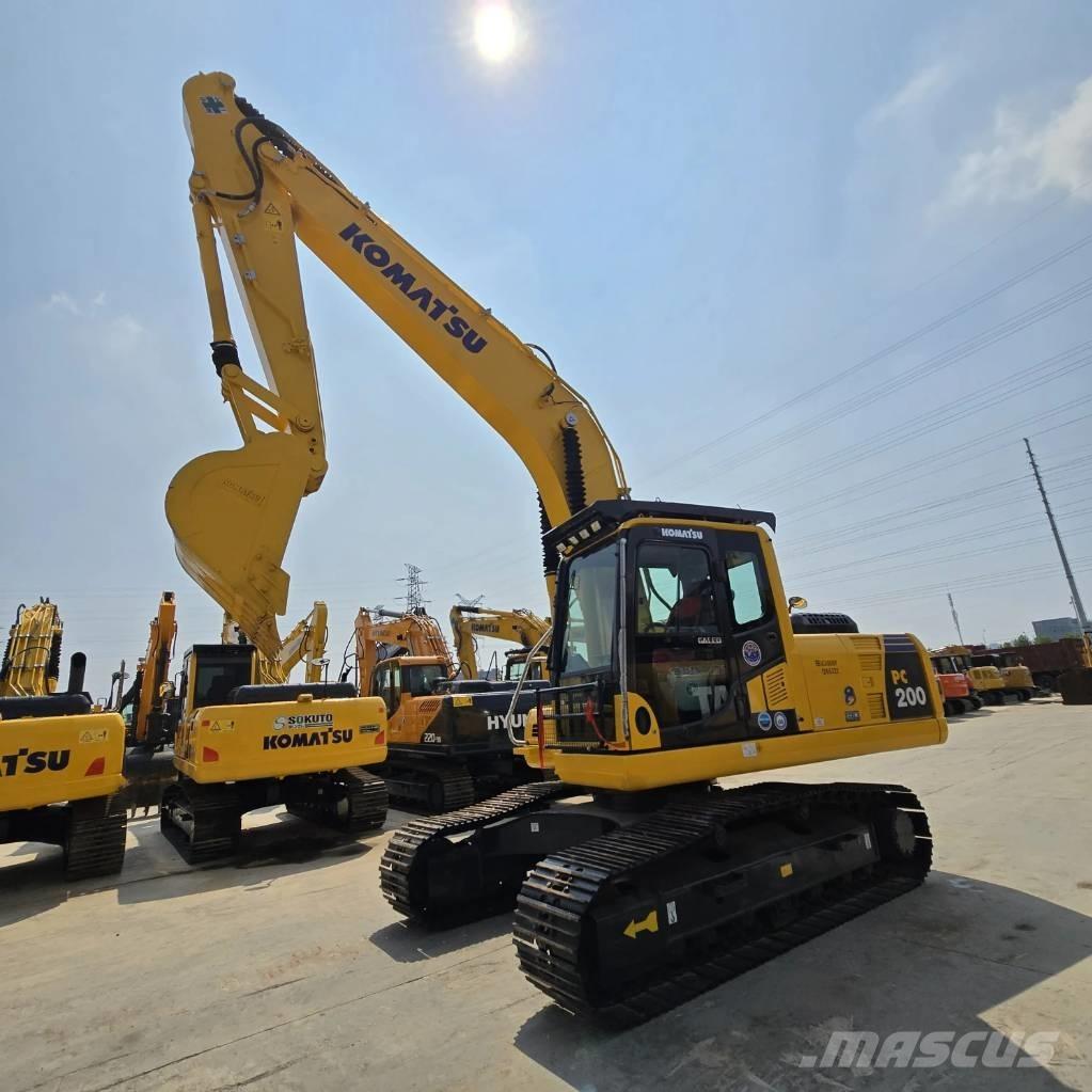 Komatsu PC 200-8 大型油圧ショベル12t以上（パワーショベル・ユンボ）