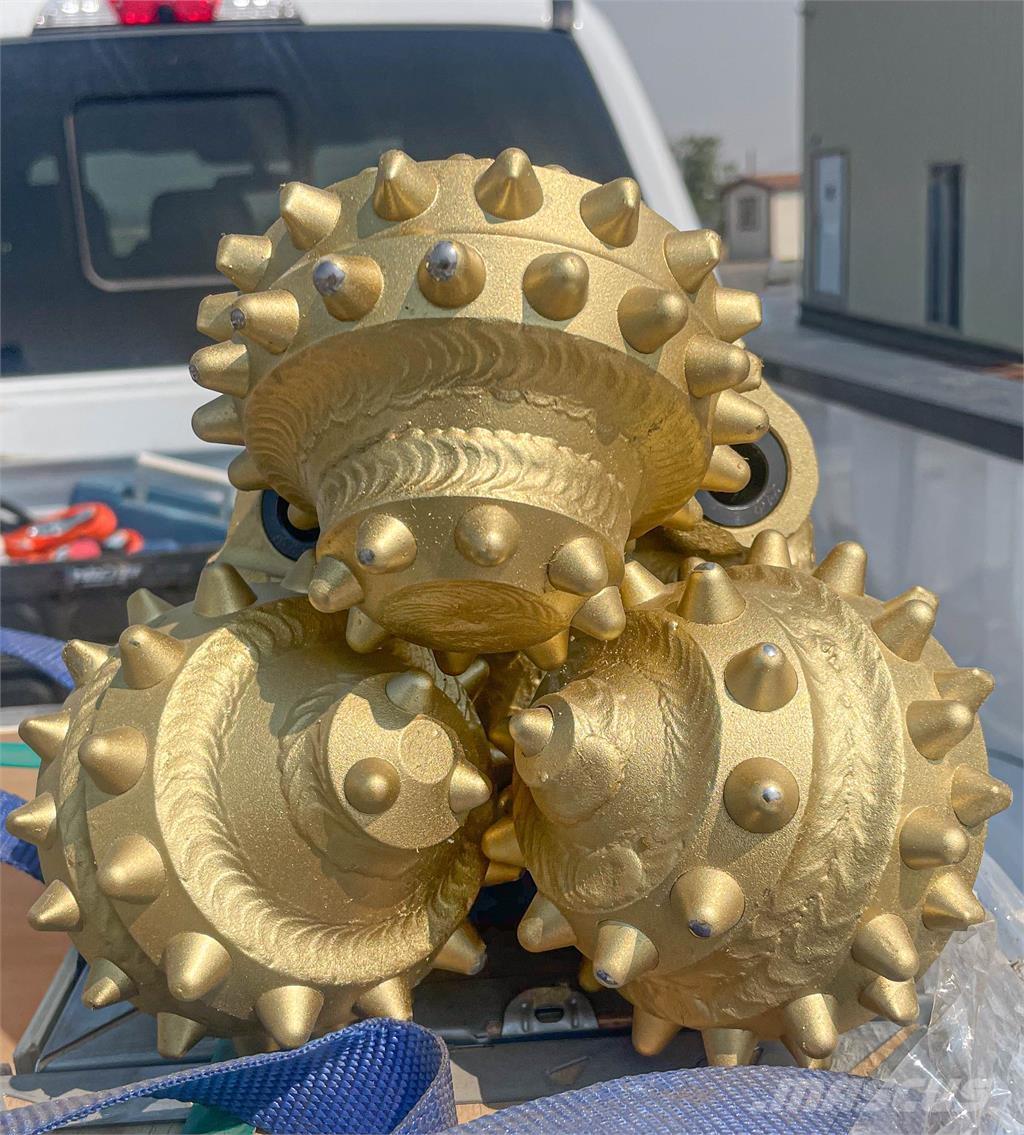 Sandvik  掘削装置アクセサリー・アタッチメント及びスペアパーツ