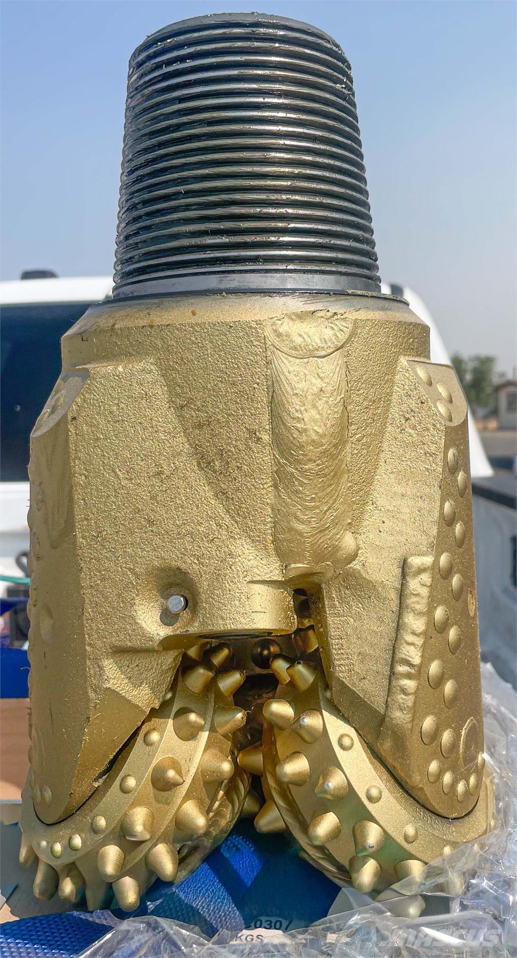 Sandvik  掘削装置アクセサリー・アタッチメント及びスペアパーツ