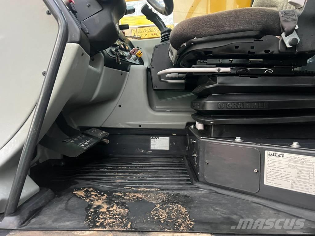 Dieci Pegasus 40.18 テレスコーピックハンドラー