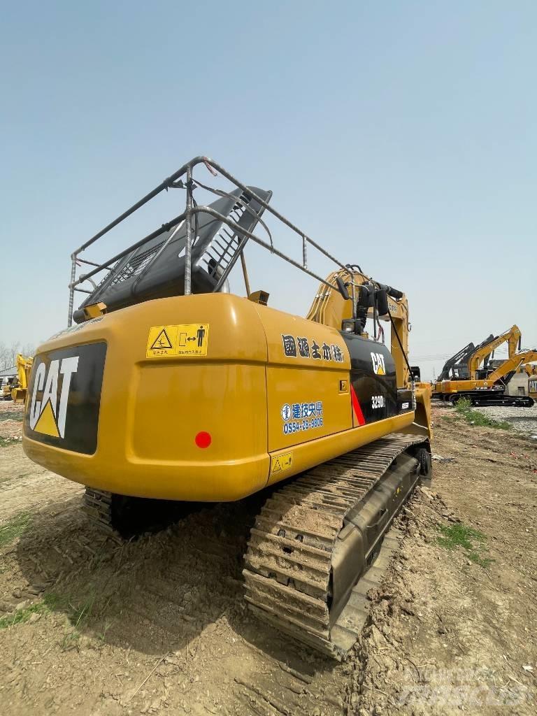 CAT 329D2 大型油圧ショベル12t以上（パワーショベル・ユンボ）