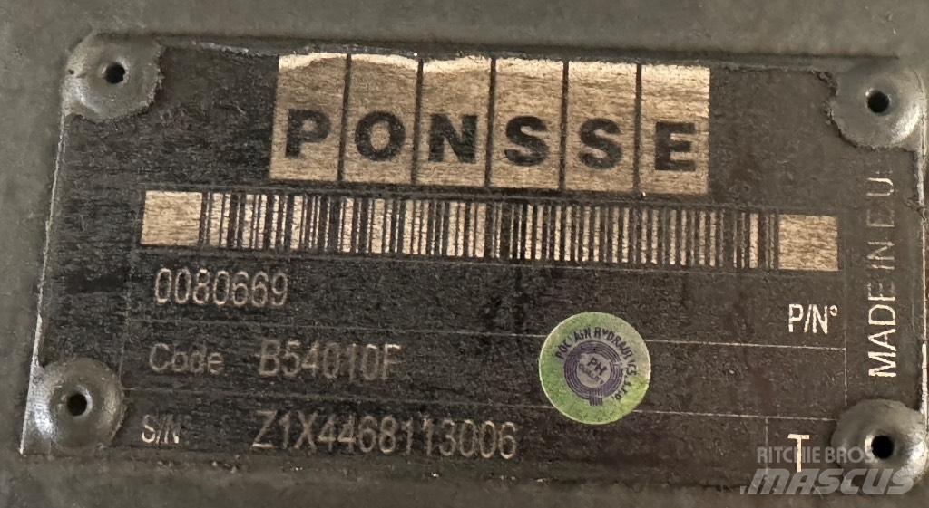 Ponsse Bear C6 Kran 油圧機