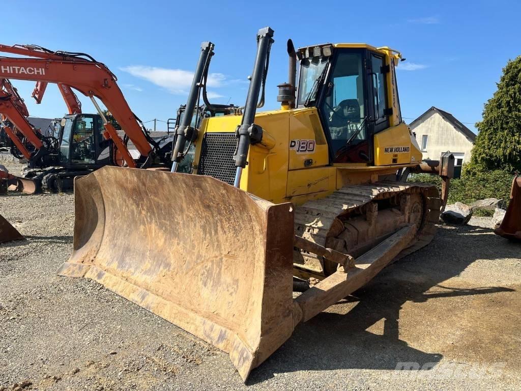 New Holland D180 ブルドーザー