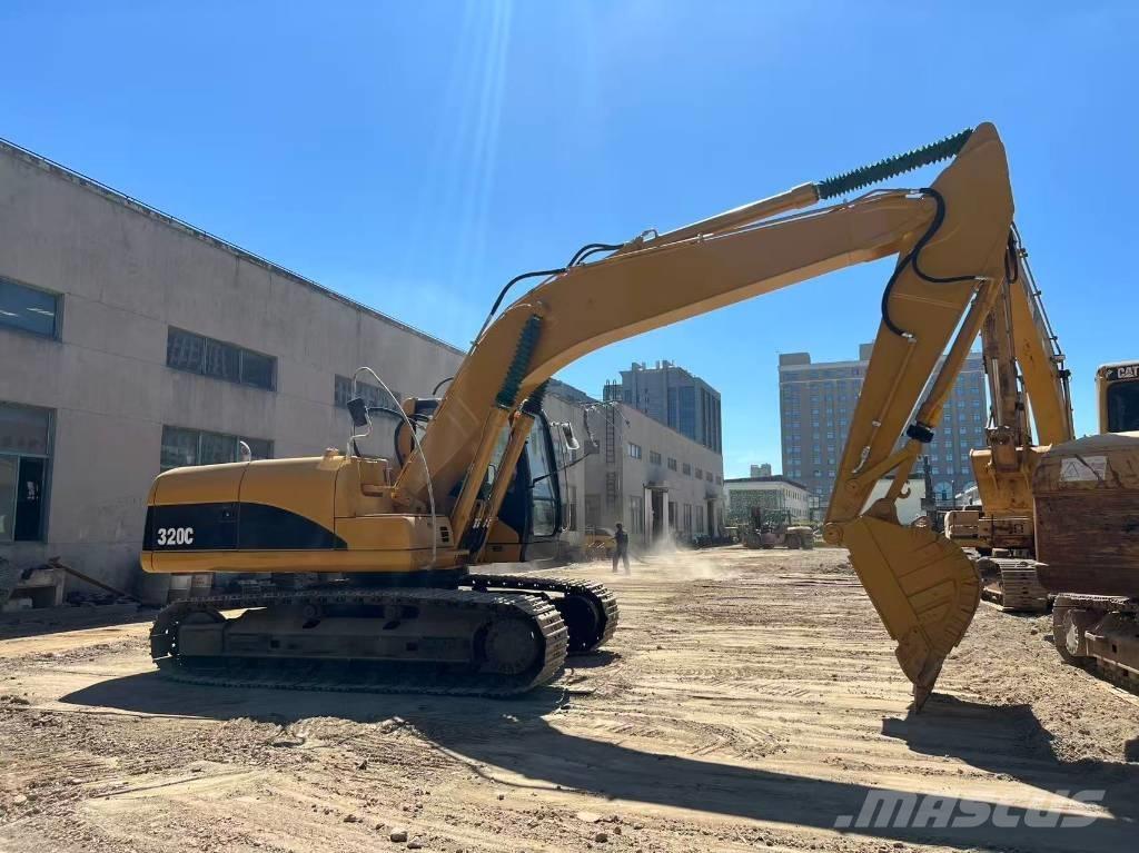 CAT 320 C 大型油圧ショベル12t以上（パワーショベル・ユンボ）