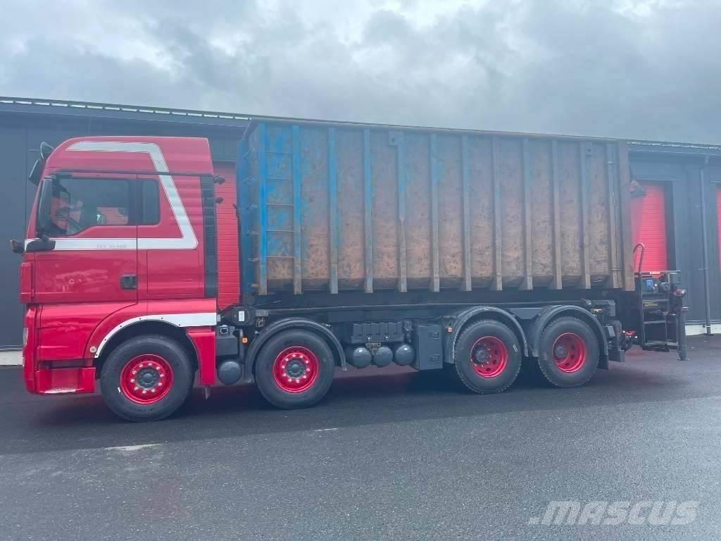MAN TGX 35.480 クレーントラック、ユニック車
