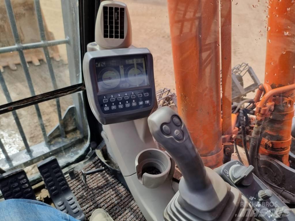 Hitachi ZX 250 LC-3 大型油圧ショベル12t以上（パワーショベル・ユンボ）