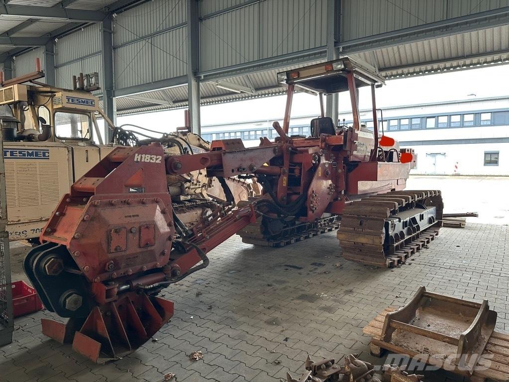 Ditch Witch HT 185 トレンチャー