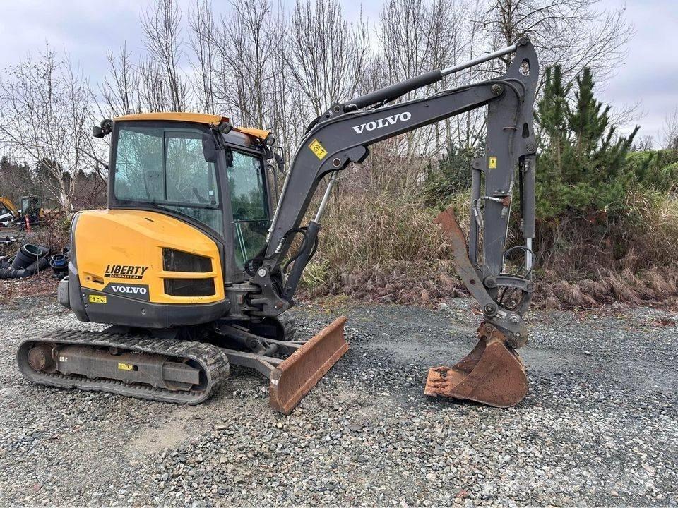 Volvo ECR 40 D ミニ油圧ショベル 7t以下（ミニユンボ・ミニディガー）
