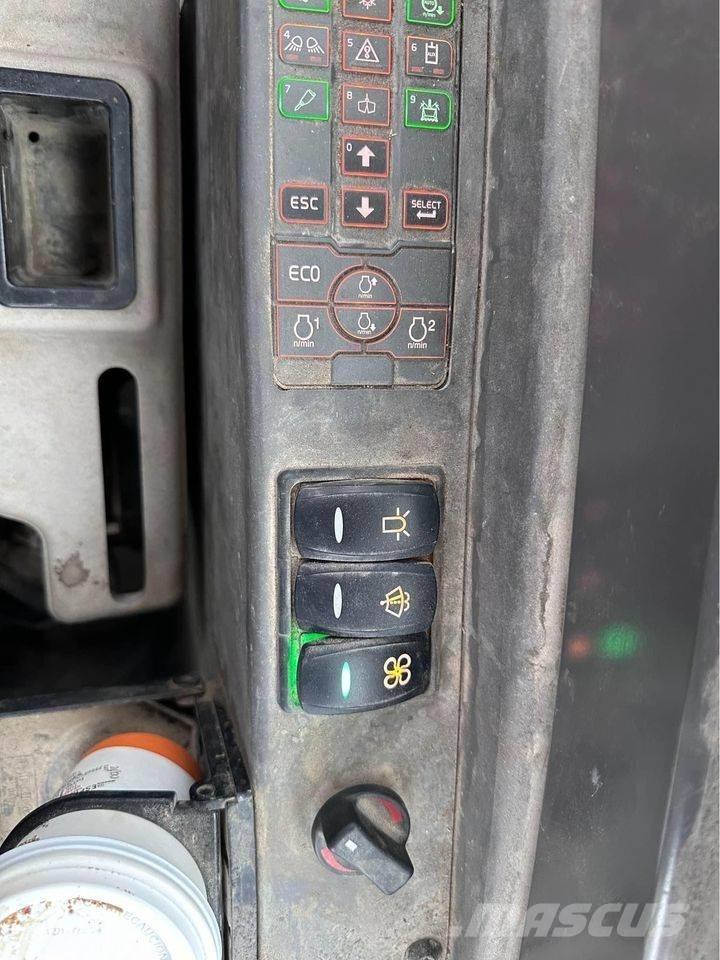 Volvo ECR 40 D ミニ油圧ショベル 7t以下（ミニユンボ・ミニディガー）