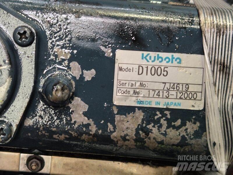 Kubota D1005 エンジン