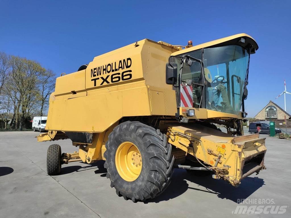 New Holland TX 66 コンバイン