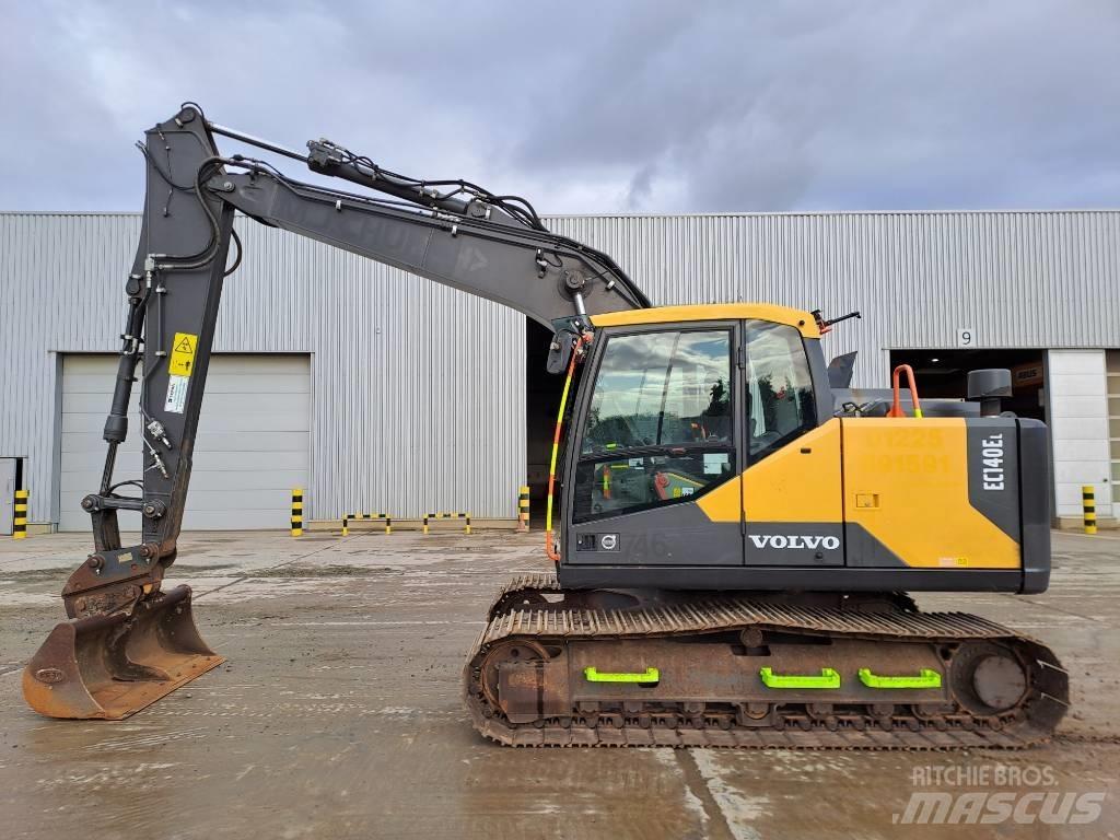 Volvo EC140EL 大型油圧ショベル12t以上（パワーショベル・ユンボ）