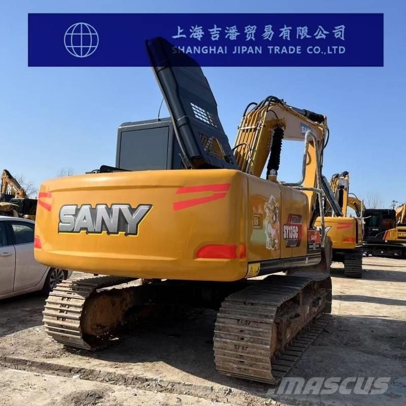 Sany SY 135 C 大型油圧ショベル12t以上（パワーショベル・ユンボ）