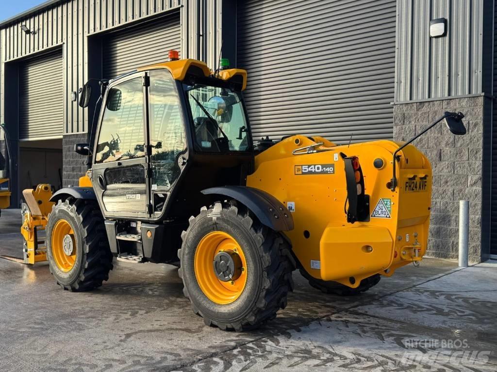 JCB 540-140 テレスコーピックハンドラー
