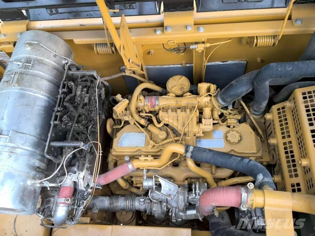 CAT 329 E 大型油圧ショベル12t以上（パワーショベル・ユンボ）