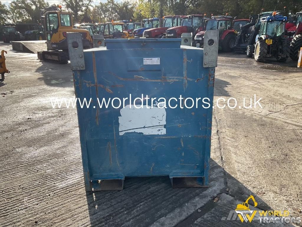  CONQUIP FUEL BOWSER 燃料タンクと添加剤用タンク