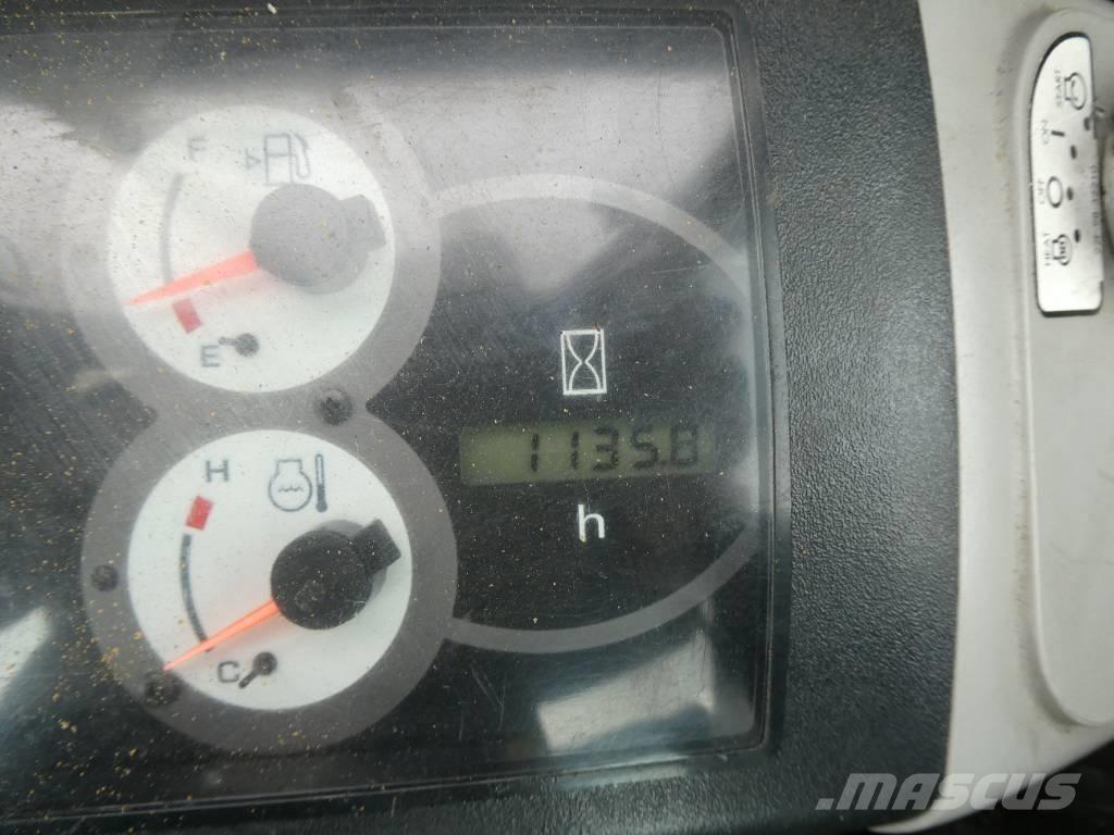 Komatsu PC 40 MR-3 ミニ油圧ショベル 7t以下（ミニユンボ・ミニディガー）