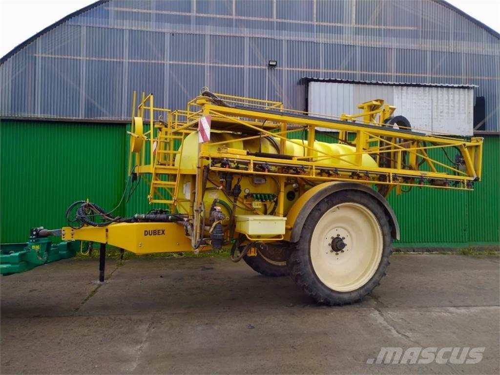 Dubex Mentor 9804 牽引型スプレイヤー