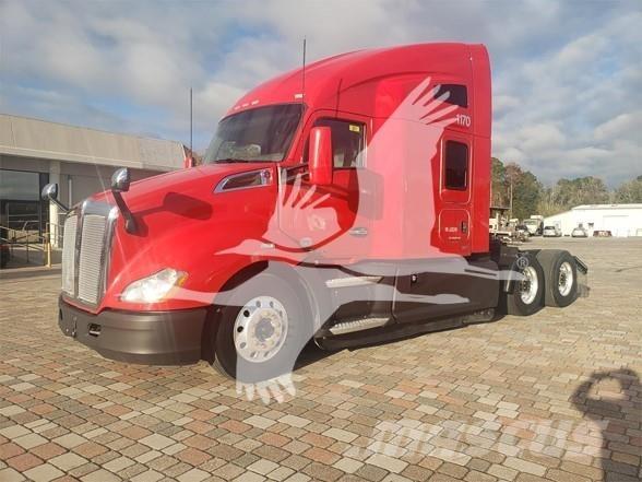 Kenworth T680 中古トラクターヘッド | トレーラーヘッド