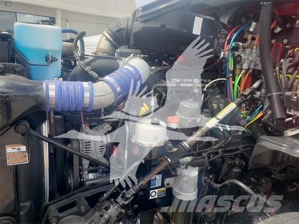 Kenworth T680 中古トラクターヘッド | トレーラーヘッド