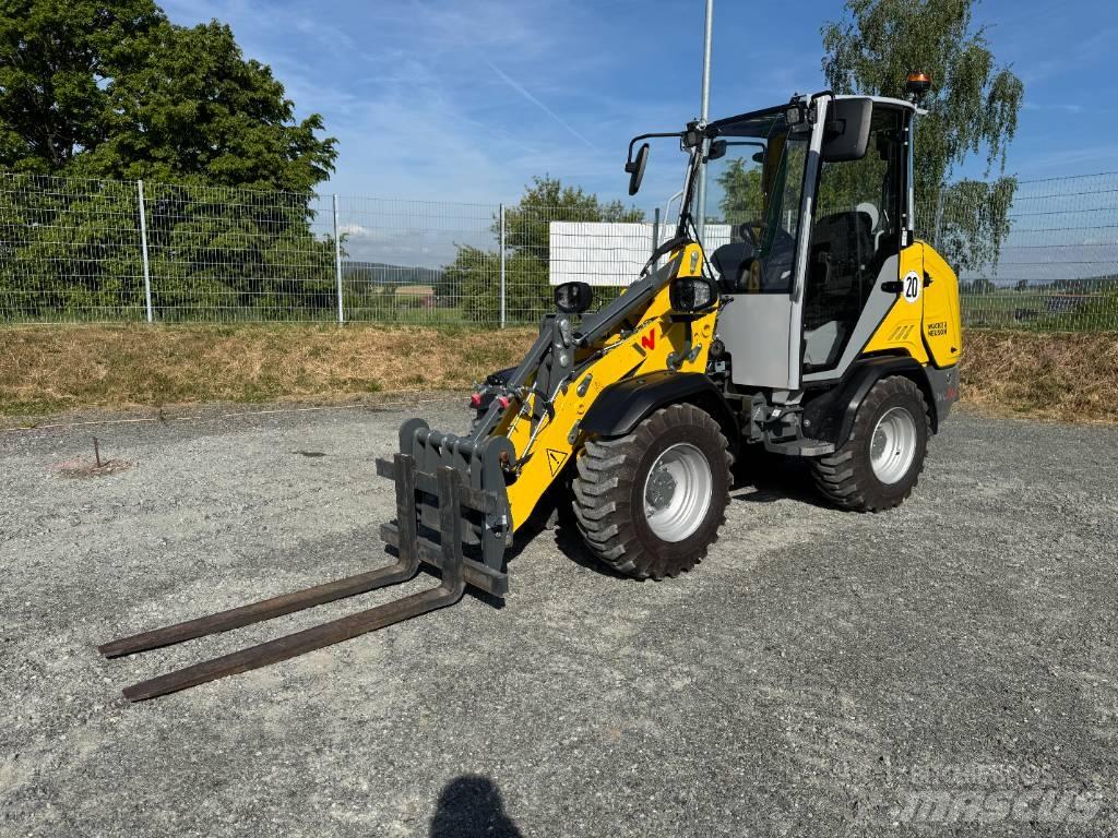 Wacker Neuson WL28 ホイールローダー・タイヤショベル