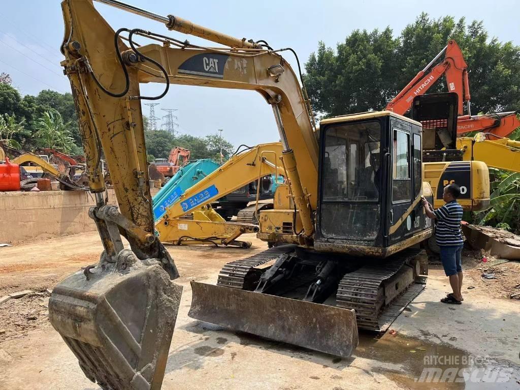 CAT 307 大型油圧ショベル12t以上（パワーショベル・ユンボ）