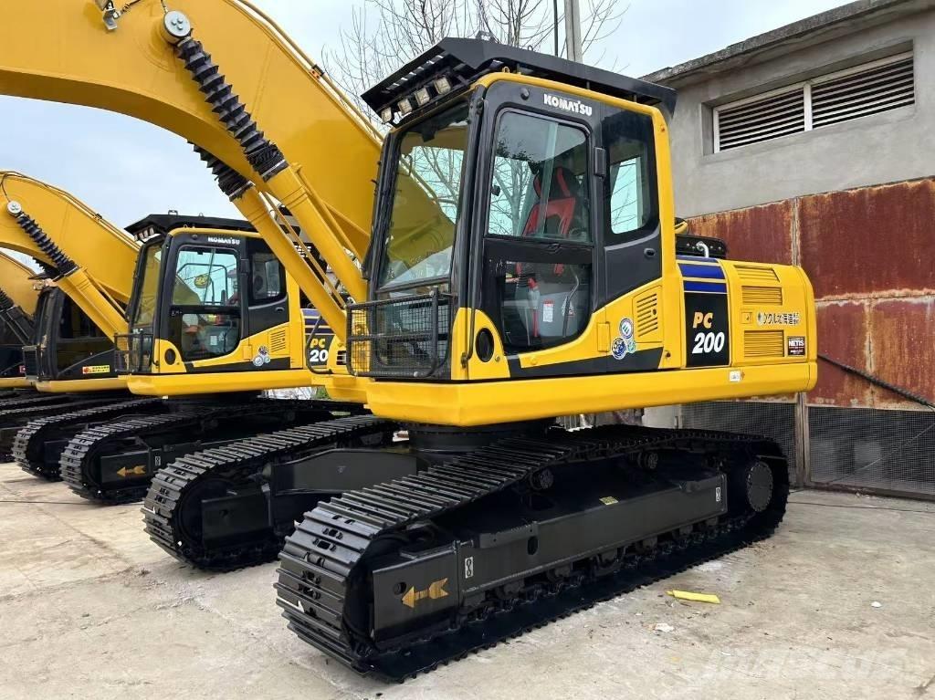 Komatsu 200 大型油圧ショベル12t以上（パワーショベル・ユンボ）