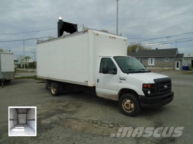 Ford E 350 パネルバン